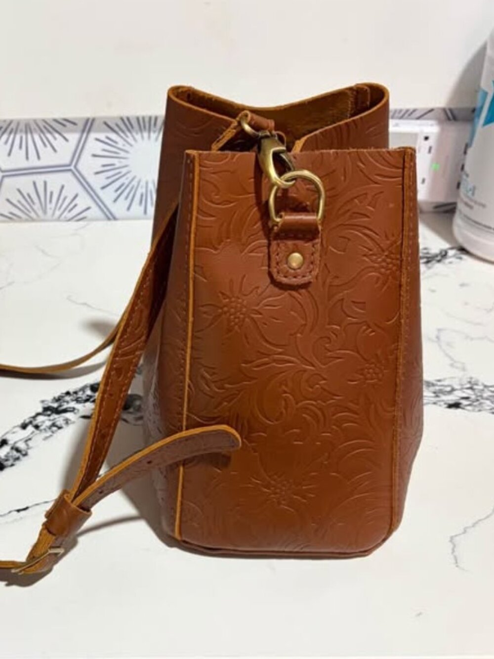 Portland Leather Butterfly Bucket Bag Purse - Picture 2 of 5